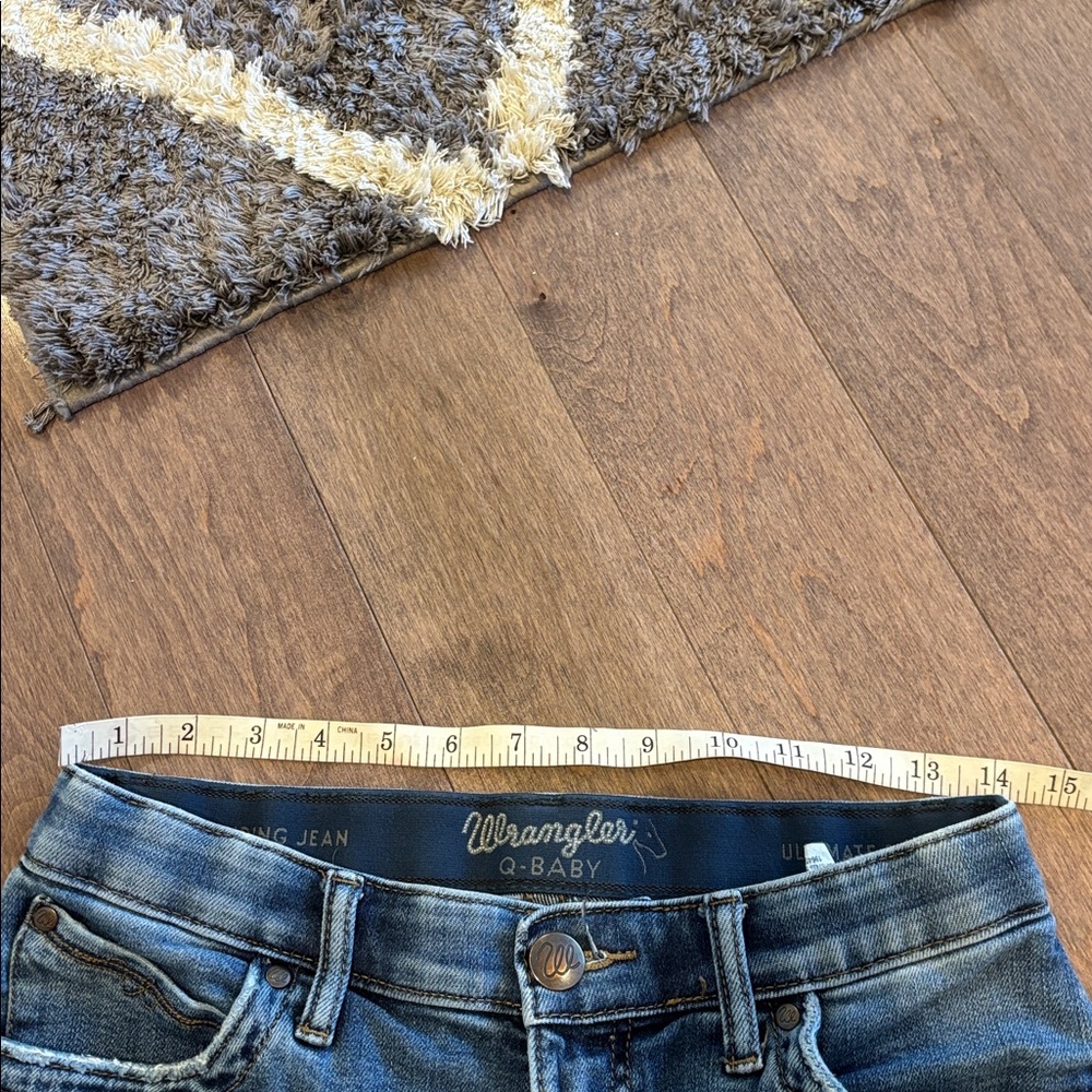 Wrangler Women's Boot Cut Jeans - Light Blue - Picture 3 of 7